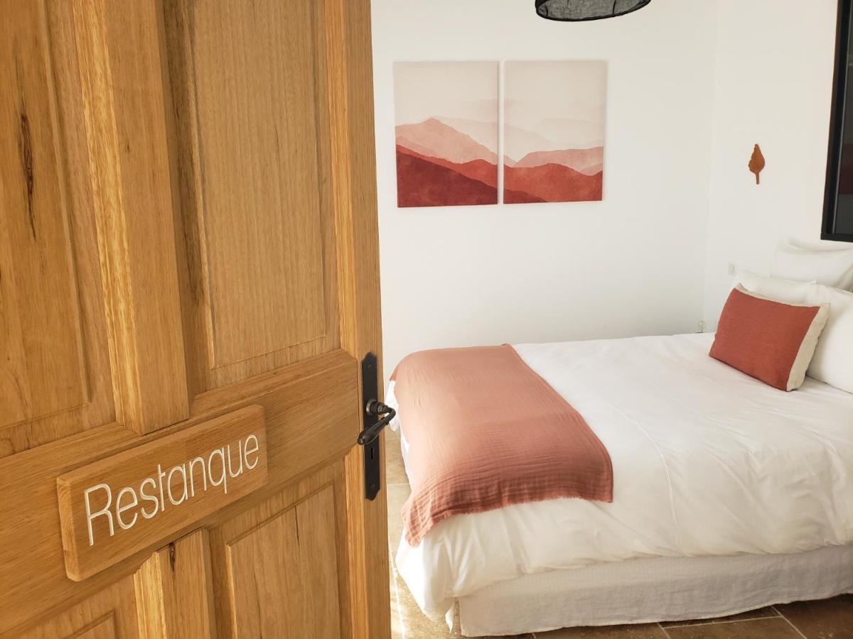 La Bastide D'Alix Bed & Breakfast เออกีส์ ภายนอก รูปภาพ