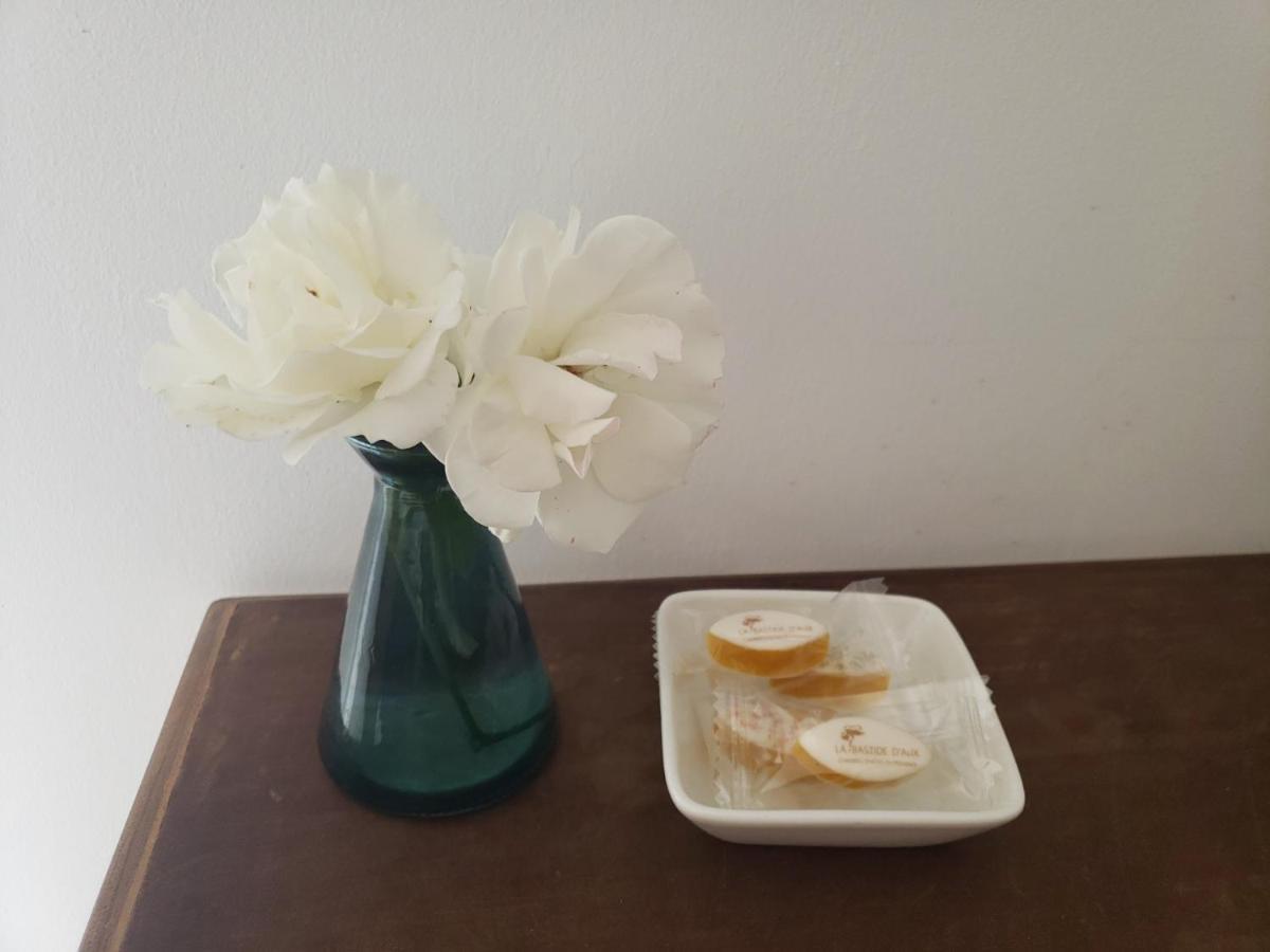La Bastide D'Alix Bed & Breakfast เออกีส์ ภายนอก รูปภาพ