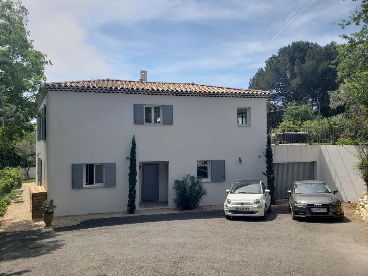 La Bastide D'Alix Bed & Breakfast เออกีส์ ภายนอก รูปภาพ