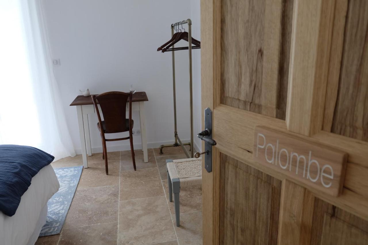 La Bastide D'Alix Bed & Breakfast เออกีส์ ภายนอก รูปภาพ